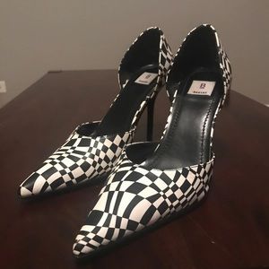 Bakers checker heels